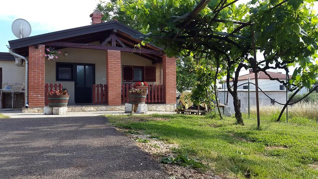 Apartment Samanta Novigrad